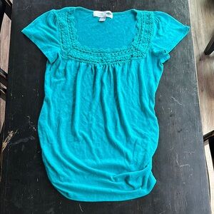 **NICE** Old Navy Women’s MATERNITY Teal Women’s Top/Short Sleeve Blouse—SMALL